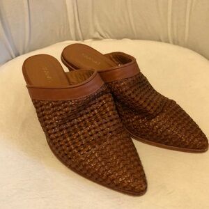 KAANAS Brown Mules